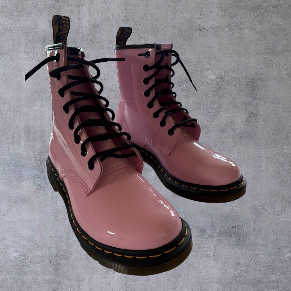 Dr Martens 1460 Pale Pink Patent Leather Combat Boots Womens Size 8 US Y2K Punk
